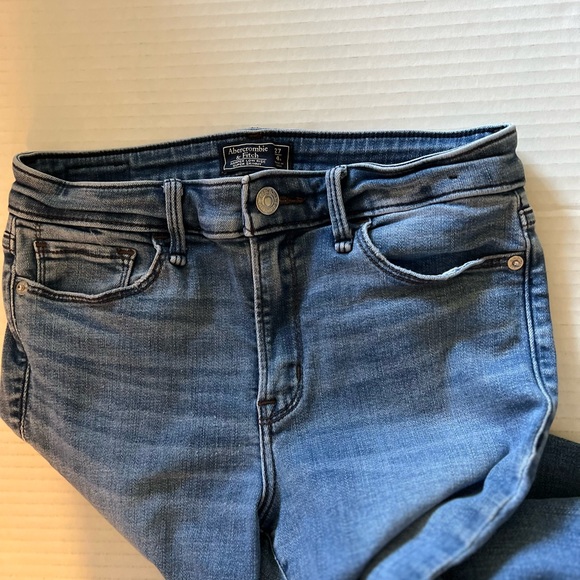 Abercrombie & Fitch Denim - Abercrombie & Fitch Jeans. #1201